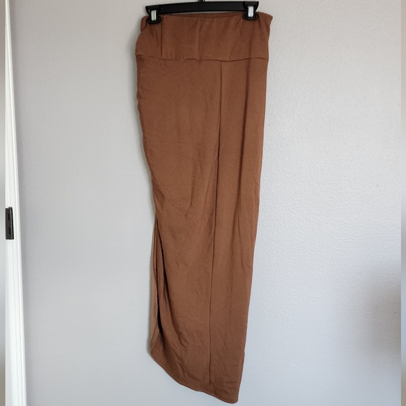 JLUXLABEL PECAN KIMORA SLINKY SKIRT/ SIZE M - Picture 3 of 14